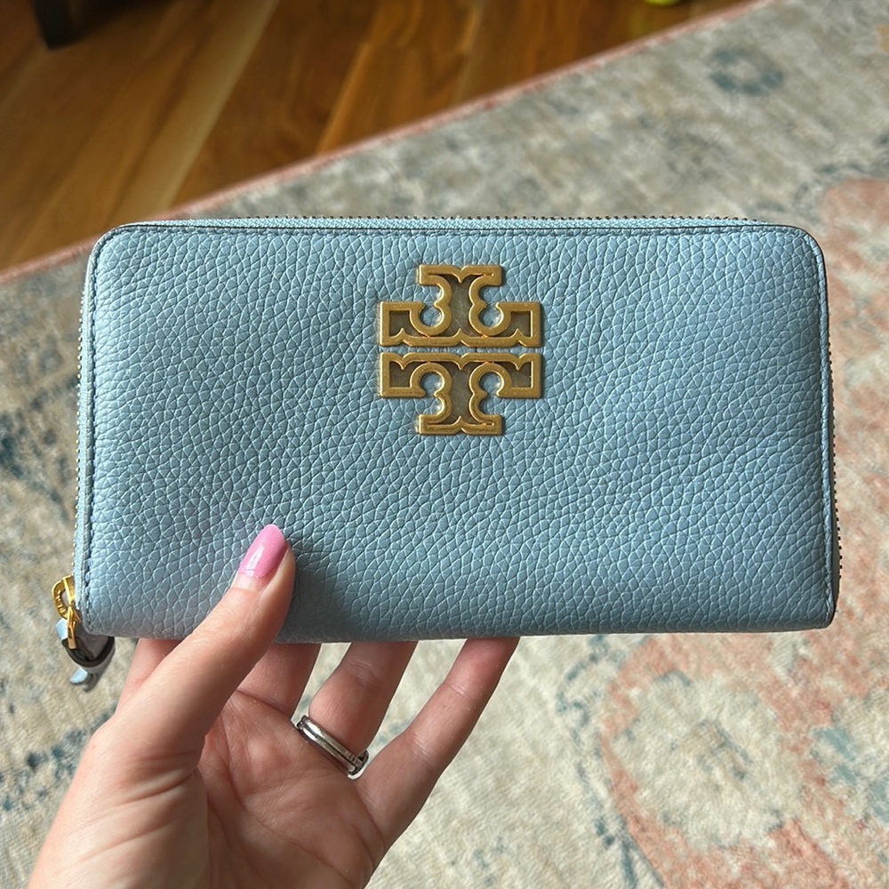 TORY BURCH MCGRAW WALLET BLUE AND GOLD